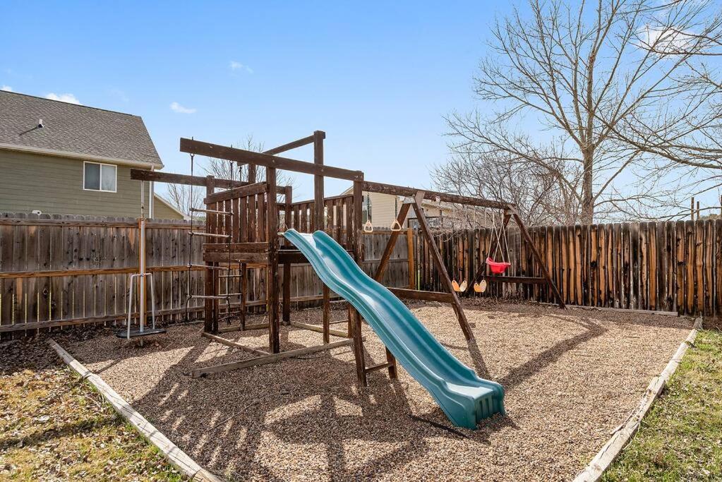 Вилла Stylish 5 Br- Lg Fenced Backyard And Playground Summerset Экстерьер фото